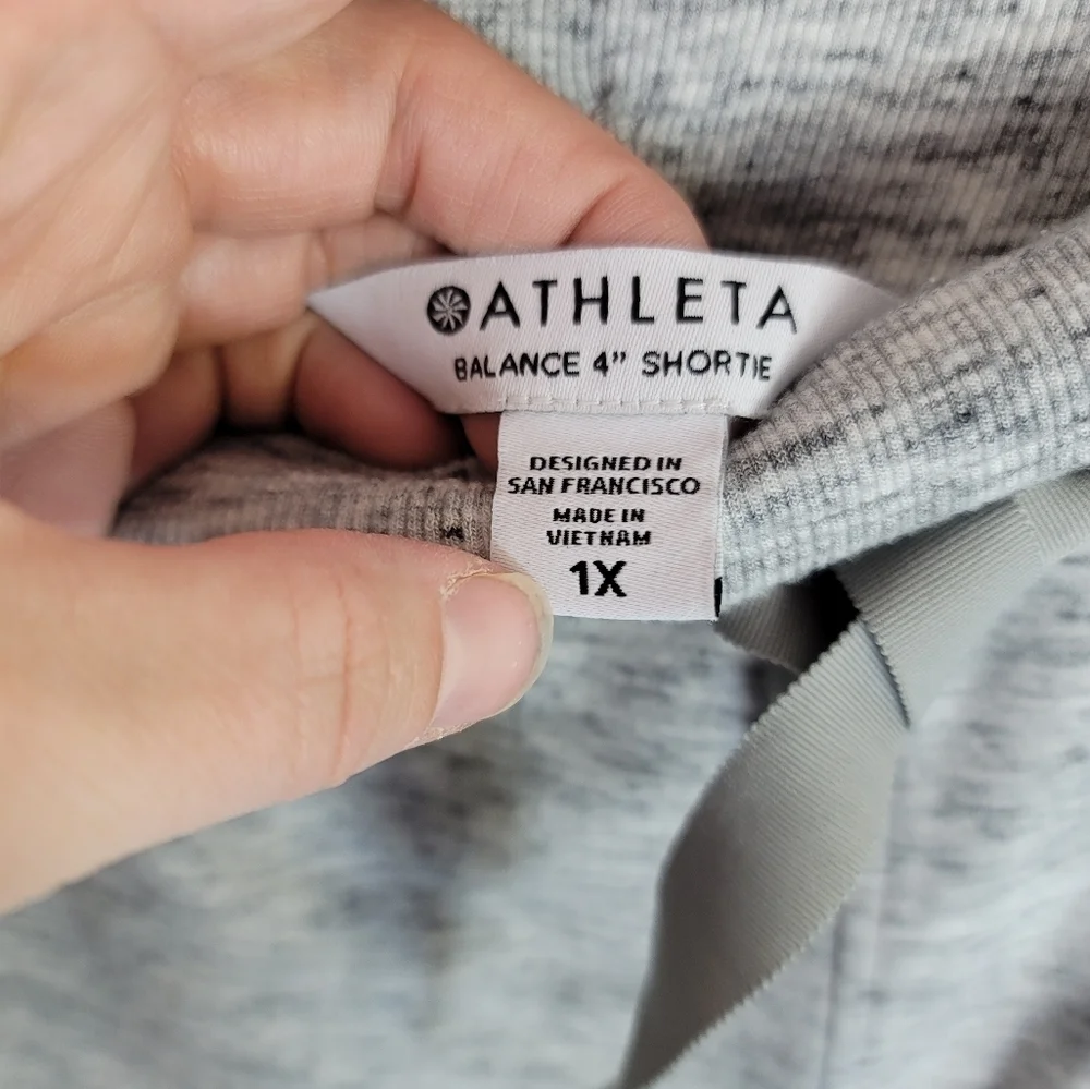 Athleta Balance 4” Shortie in Heathered Gray, sz 1X